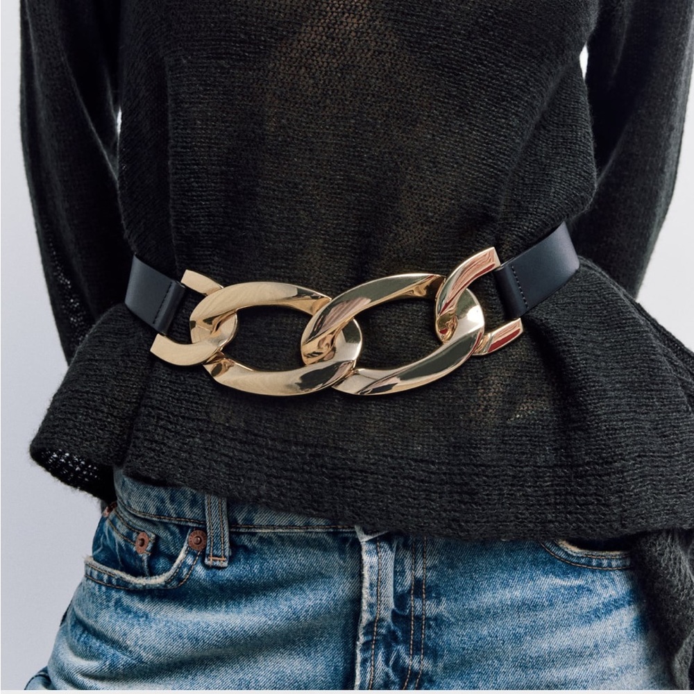 Zara limited edition Linked buckle belt